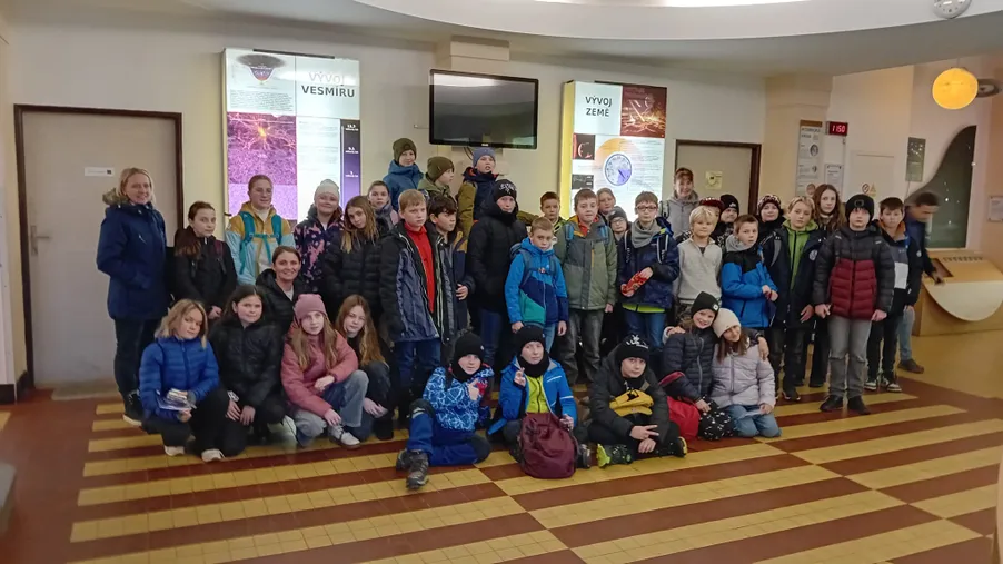 5.12. Páťáci v Planetáriu v Hradci Králové 